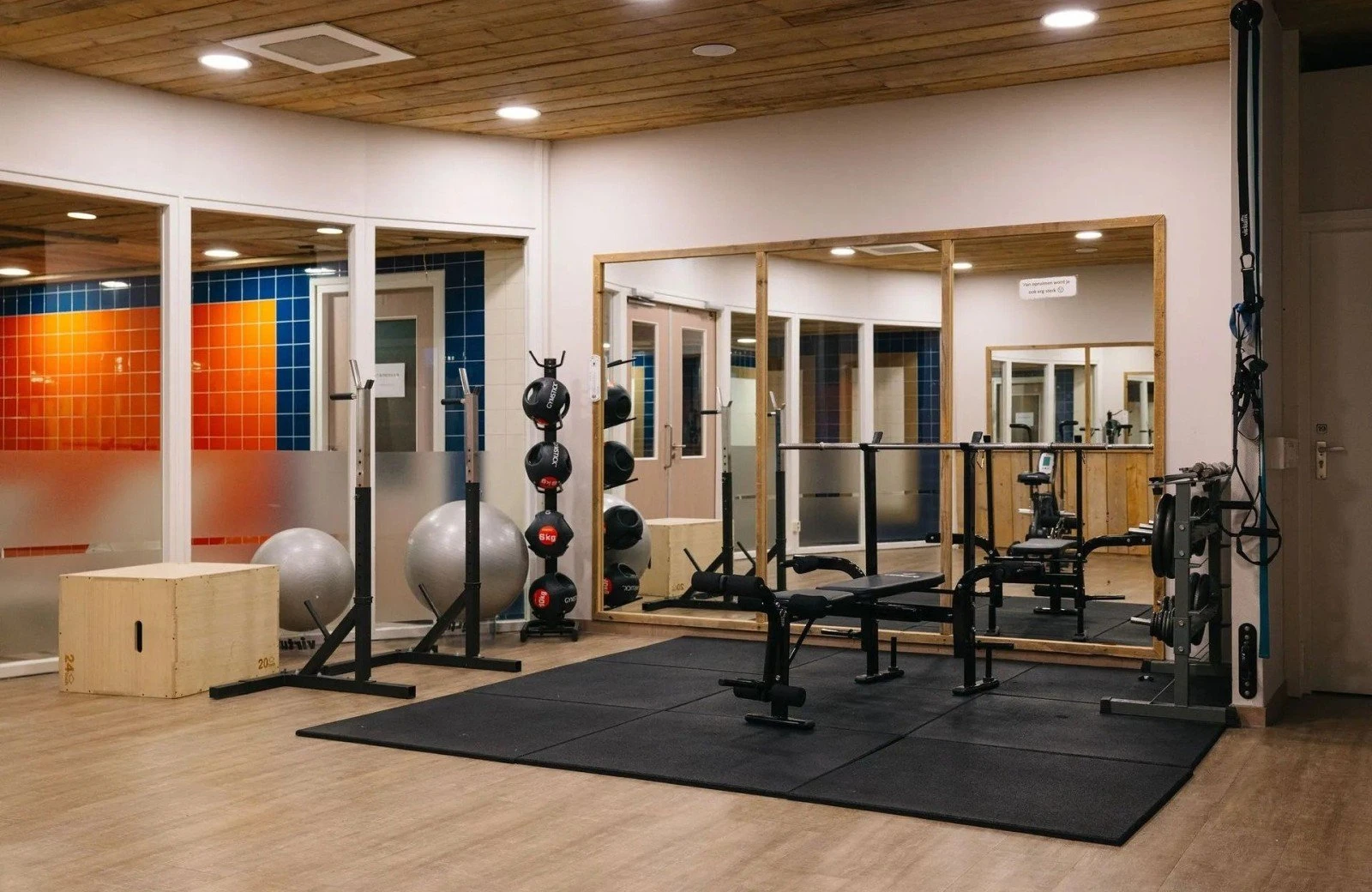 Gym bij vlierijck 692ea93799670