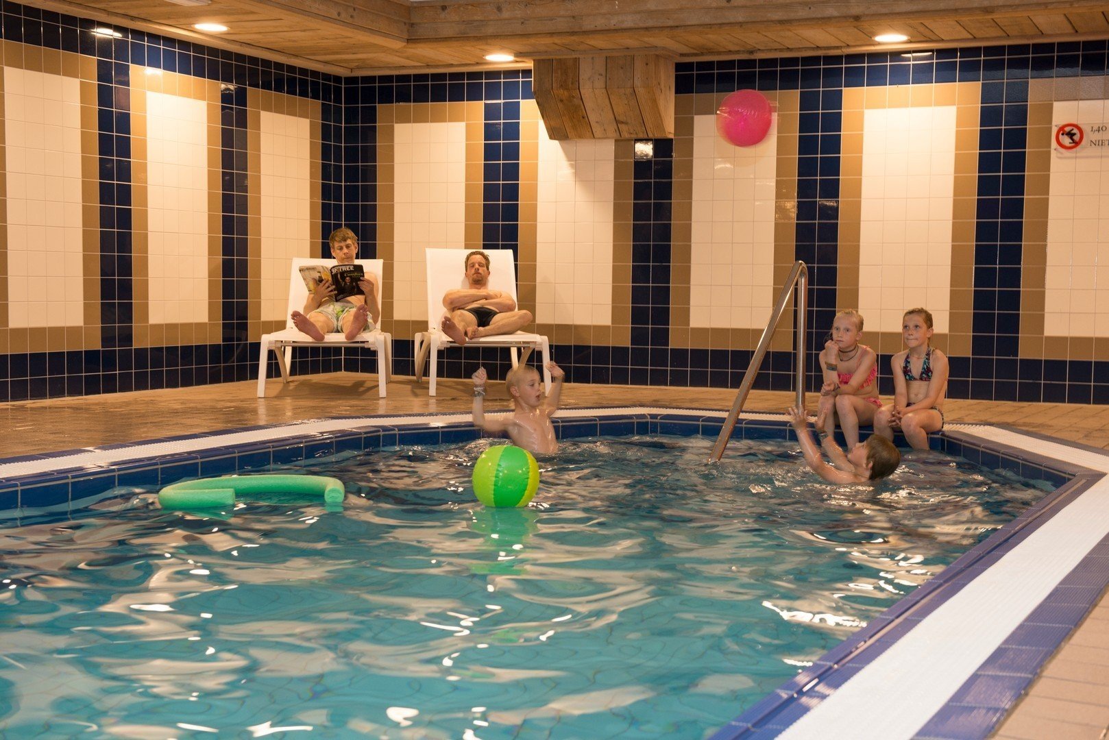 Vakantiehuis met zwembad vlieland